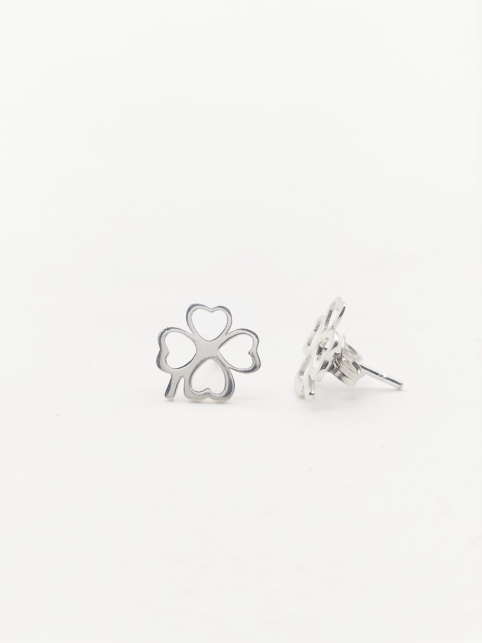 Flower Heart stud earring
