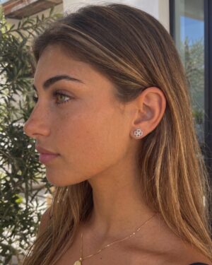 Flower Heart stud earring